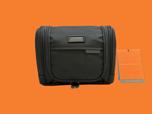 BRIGGS & RILEY BASELINE DELUXE HANGABLE KIT BLACK . BL120-4